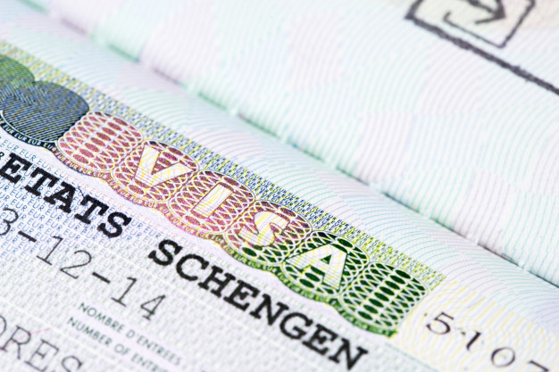 close-up-schengen-visa_117856-390